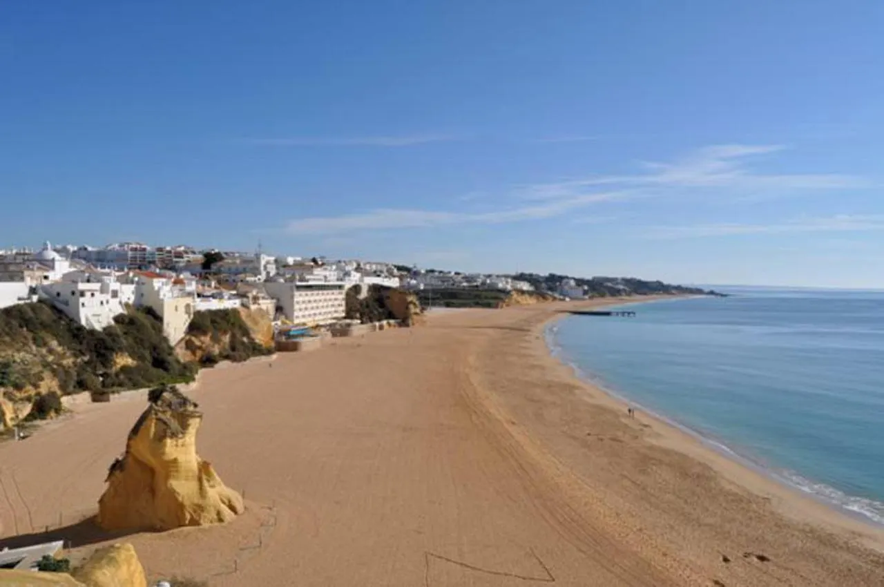 Pe Na Praia By Ocvillas 알부페이라 0*,
